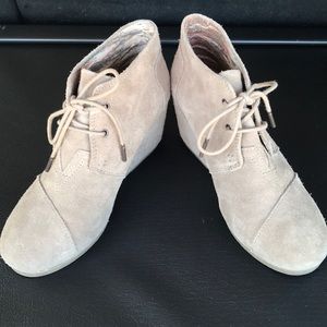 TOMS Women's Kala Oxford Bootie